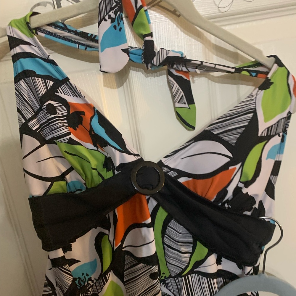 Plus Colorful Bathing Suit - Picture 3 of 8